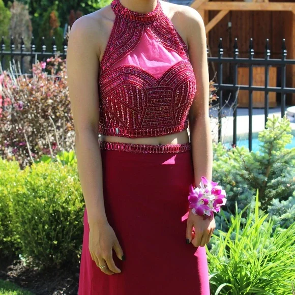 Prom/Grad Dress - Picture 2 of 2